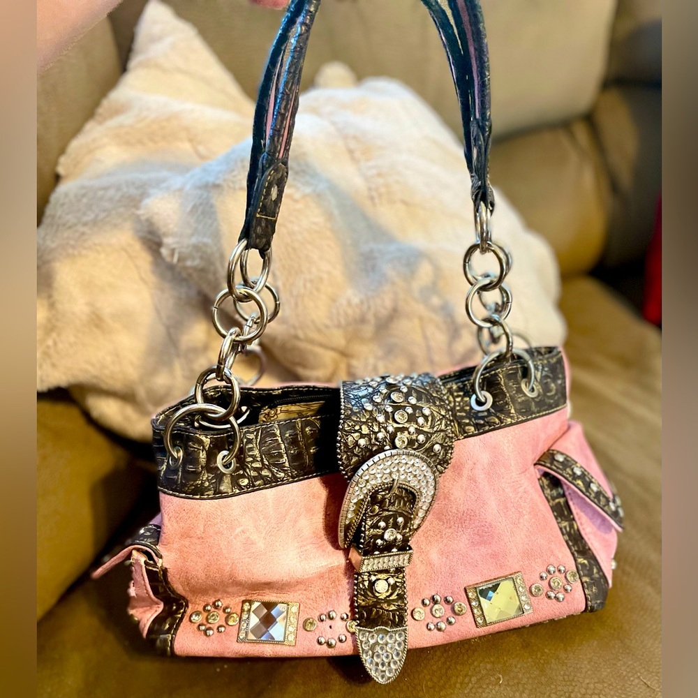 Ladies pink western concealed and carry purse and wallet
